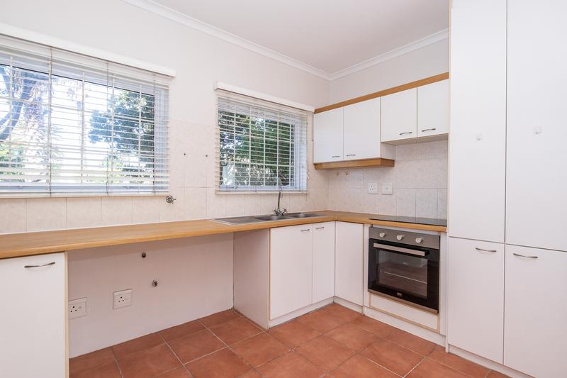 To Let 1 Bedroom Property for Rent in Tokai Western Cape
